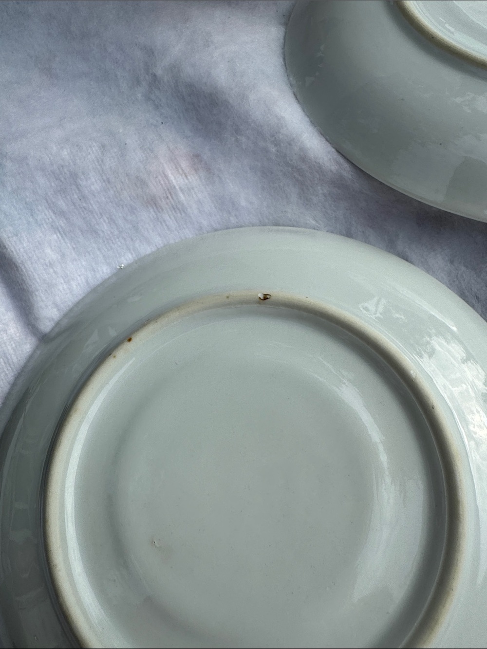 White Ceramic Saucer Set - Elegant Everyday Serving - Picture 10 of 11